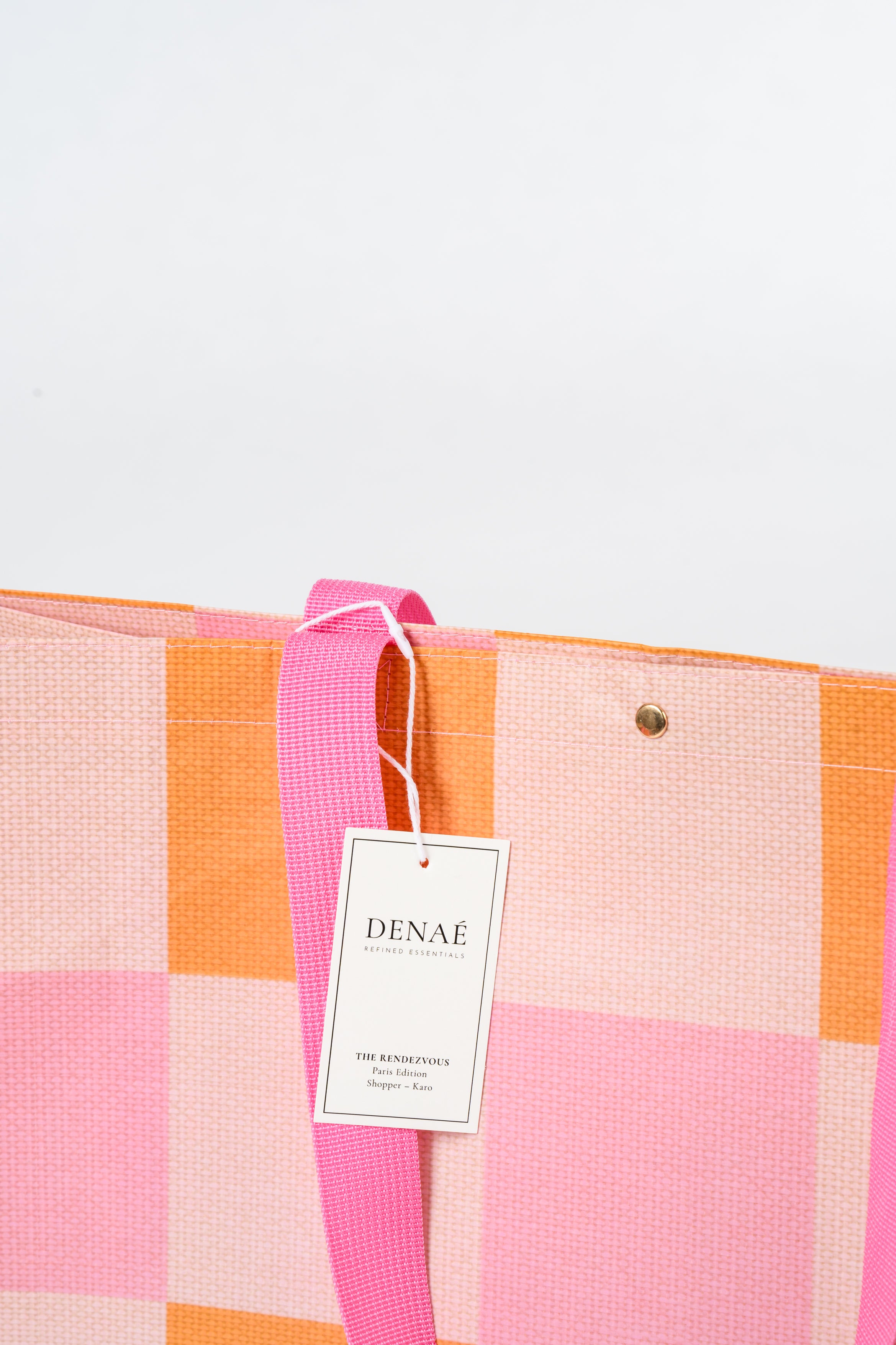 The Rendezvous – Chic in everyday life